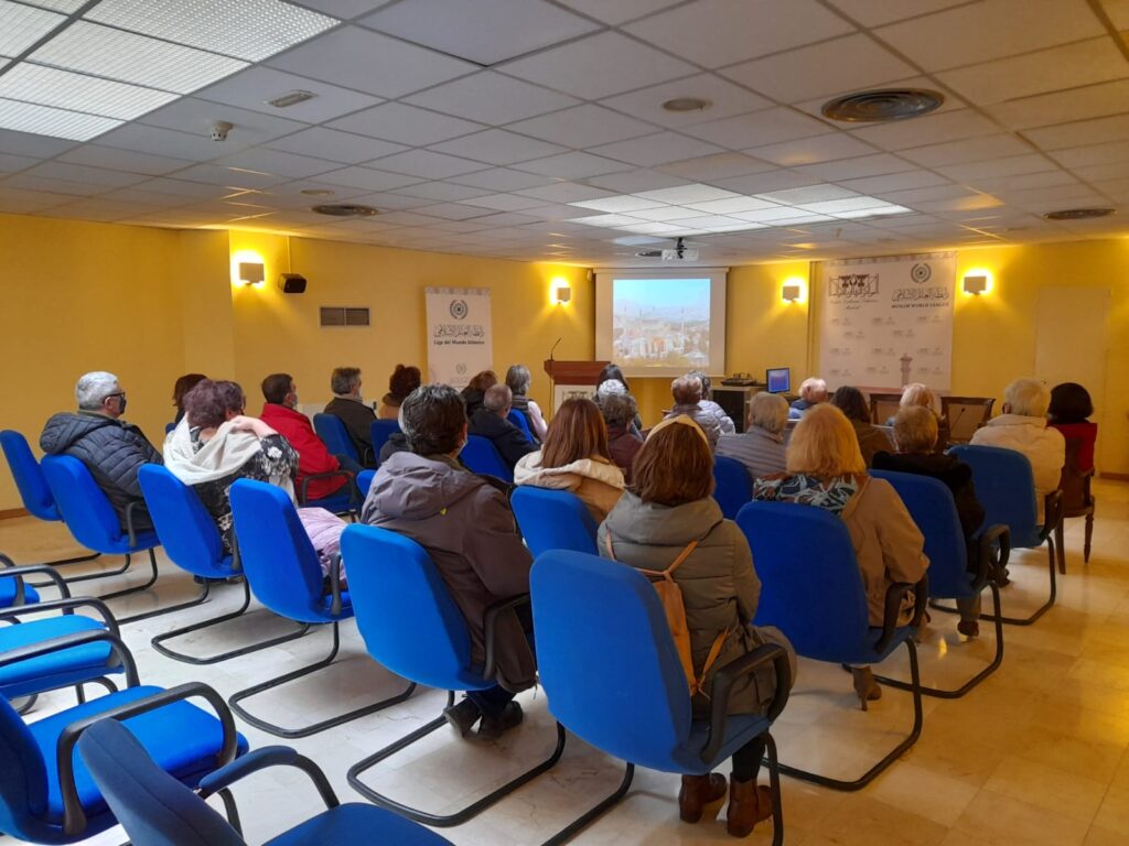 En este momento estás viendo زيارة للمركز الثقافي الإسلامي في مدريد Visita al Centro Cultural Islámico de Madrid