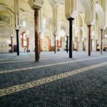 Renovación de la alfombra en la mezquita