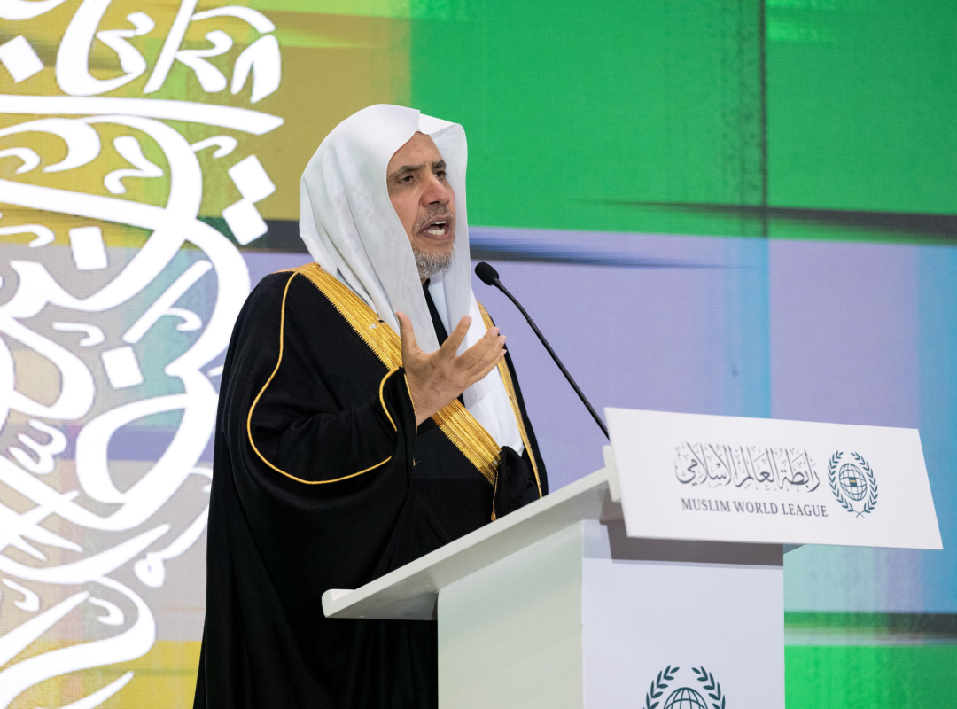 El Sheij Alissa asiste a la ceremonia de graduación de 70 000 memorizadores y memorizadoras del Noble Corán en Ruanda.